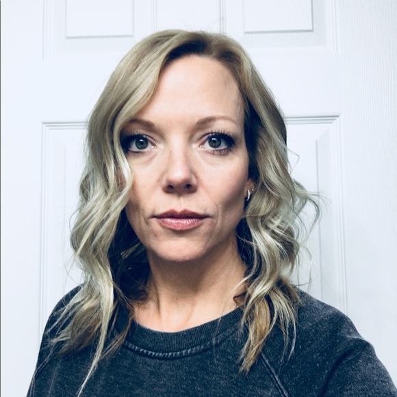 Meet your Posher, Terri - Picture 1 of 1